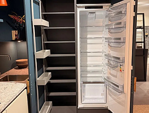 Showroomkeuken - Mira Kiezelgrijs Savino Diepblauw - Zutphen 03