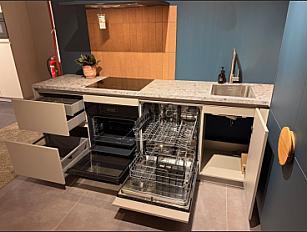 Showroomkeuken - Mira Kiezelgrijs Savino Diepblauw - Zutphen 04