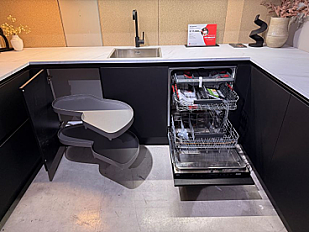 Zutphen 2582_franchetti-onyxzwart-mat-u-opstelling-06