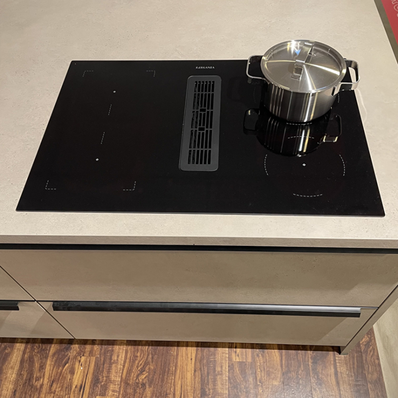 elburg 2278_img-2610