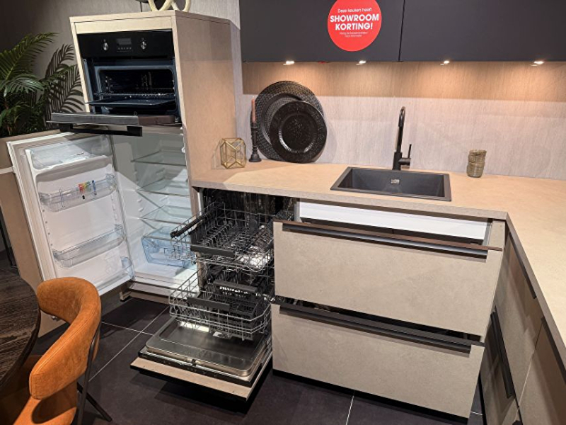 zutphen 2587_koch-kiezelgrijs-franchetti-onyxzwart-04