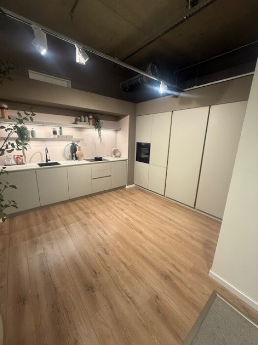 Showroomkeuken Mira - Amsterdam