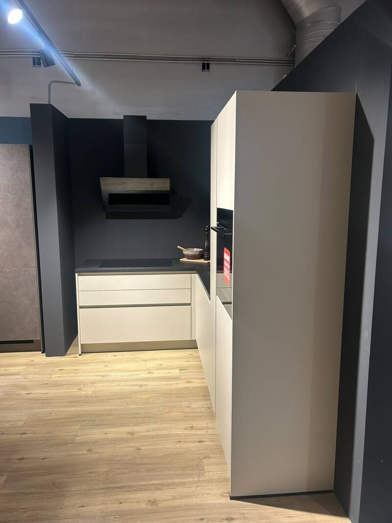Beige keuken 0